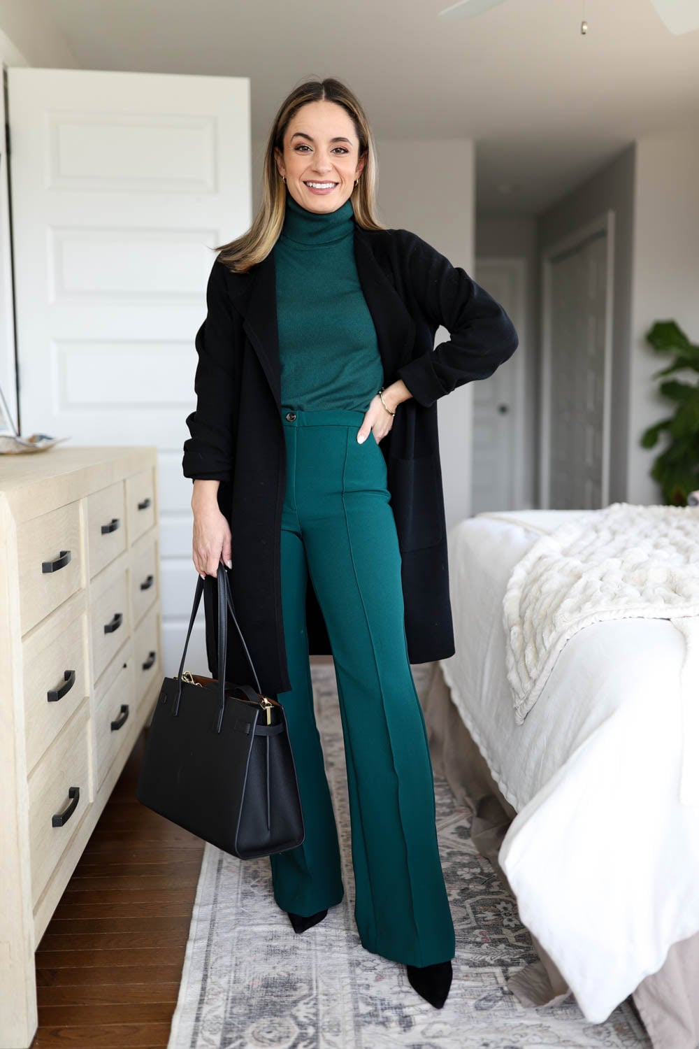 Emerald Green Trousers for Polished Winter Business Casual Emerald Green Trousers for Polished Winter Business Casual — Warm Winter Outfits