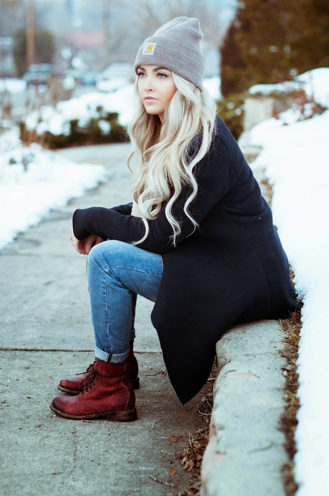 Plaid Flannel Shirt with Platform Boots — Grunge Winter Outfits