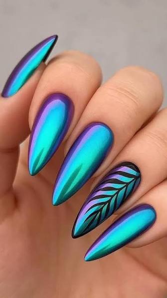 Chameleon Stiletto with Leaf Art Chameleon Stiletto with Leaf Art — chrome nail designs