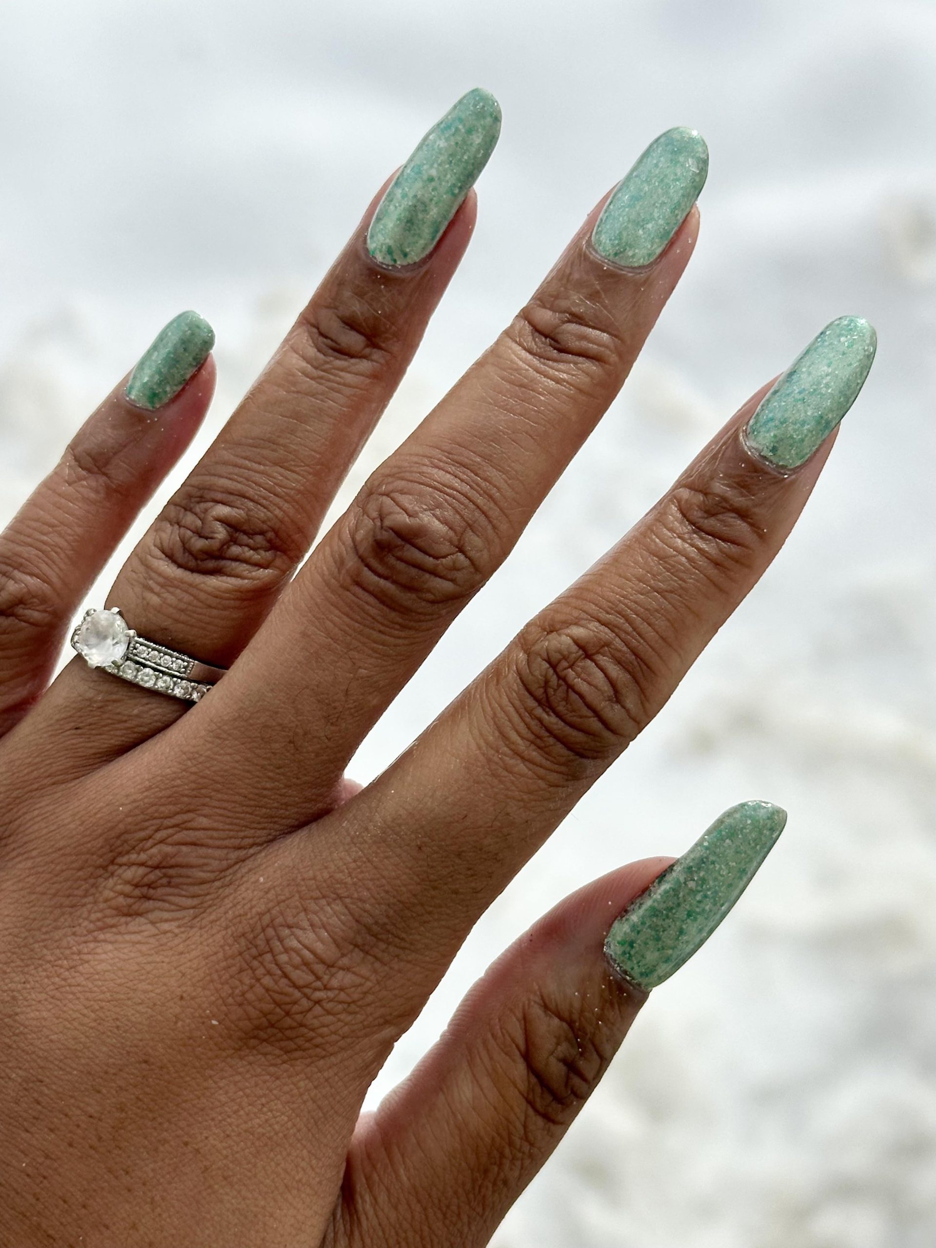 Pale Green Fine Silver Glitter Almond Nails Pale Green Fine Silver Glitter Almond Nails — Winter Green Nails