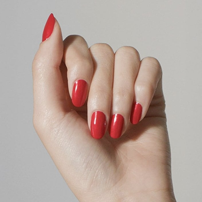 Vibrant Red Shimmer Short Oval Vibrant Red Shimmer Short Oval — Winter Gel Nail Colors