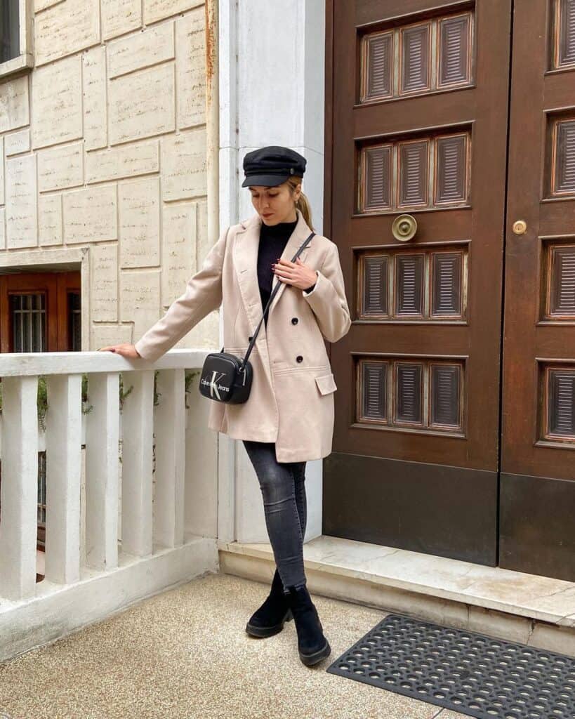 Beige Blazer with Black Accessories — Italy Winter Outfits