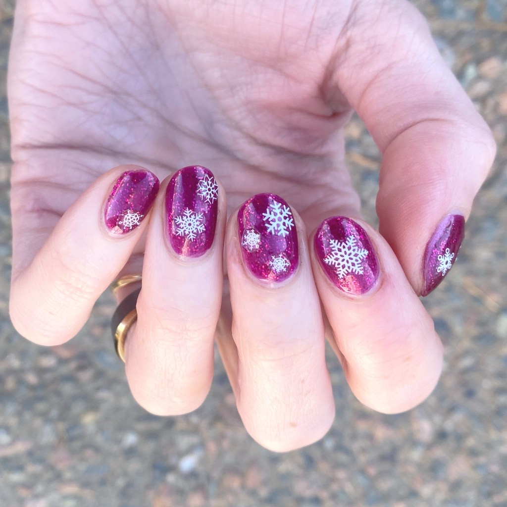 Vibrant Pink Glitter Snowflake Nails Vibrant Pink Glitter Snowflake Nails