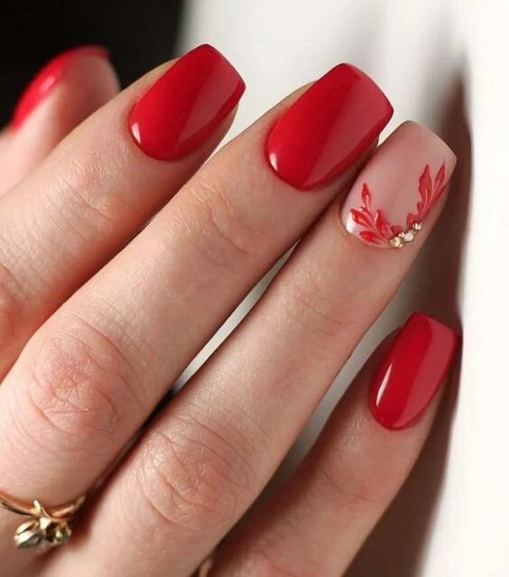 Vibrant Red Leaf Art Square Nails Vibrant Red Leaf Art Square Nails — Winter Red Nails