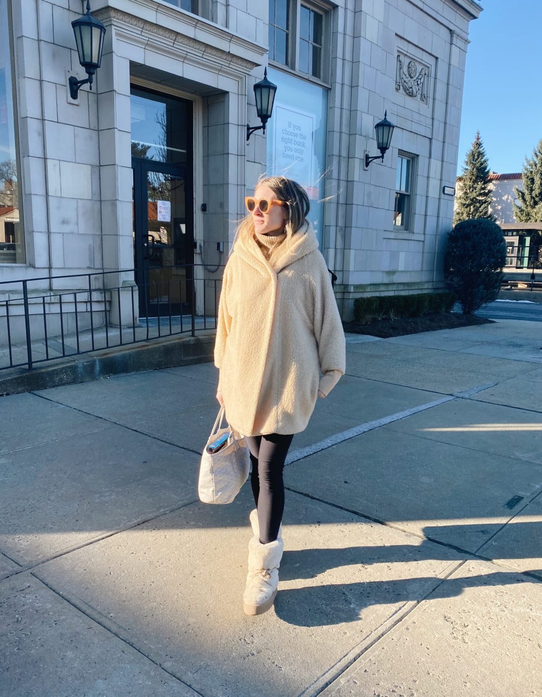 Fluffy Cream Snow Boots with an Oversized Teddy Coat Fluffy Cream Snow Boots with an Oversized Teddy Coat — Snow Boots Outfits