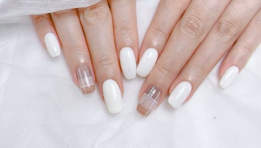 Geometric Lines on White and Nude Square Nails Geometric Lines on White and Nude Square Nails — Winter Nail Colors for Pale Skin