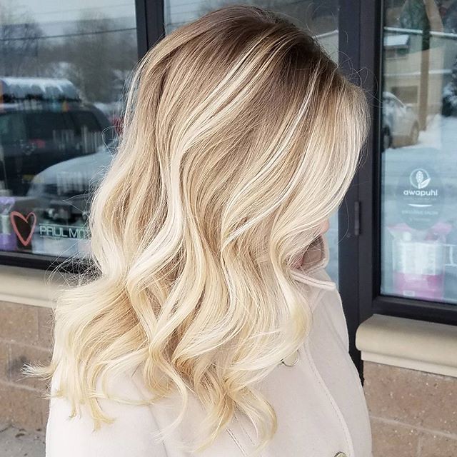 Shoulder Length Ash With Platinum Balayage Shoulder Length Ash With Platinum Balayage — Winter Balayage