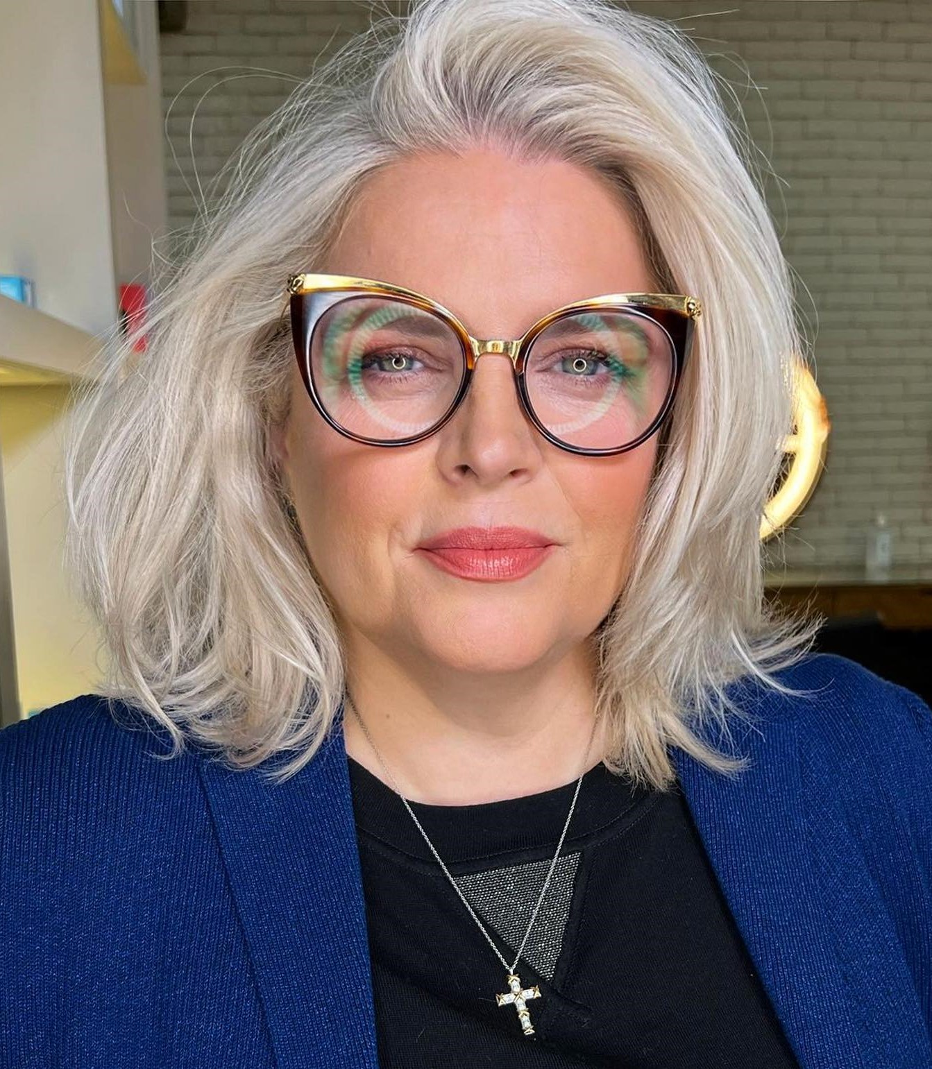Winter Haircuts for Plus Size Women