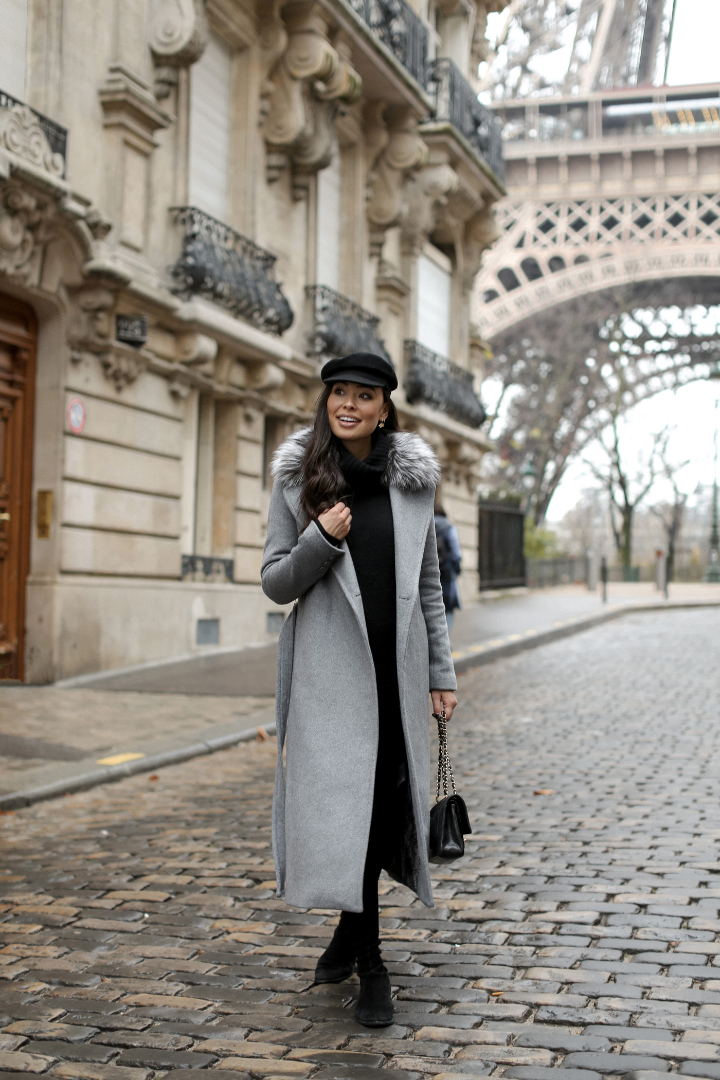 Grey Wool Coat with Faux Fur Collar and Black Trousers — Paris Winter Outfits