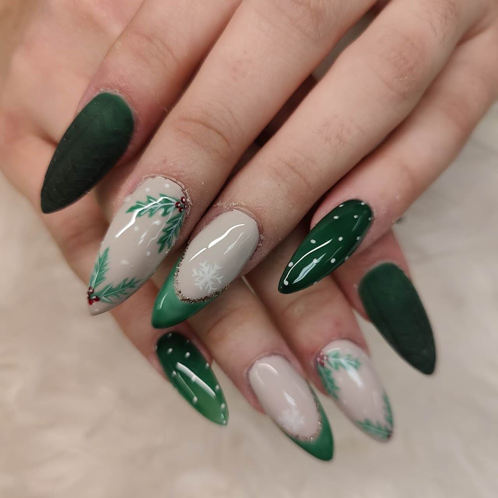 Light Blue Snowflake Stripe Short Oval Nails Light Blue Snowflake Stripe Short Oval Nails — Winter Ombre Nails