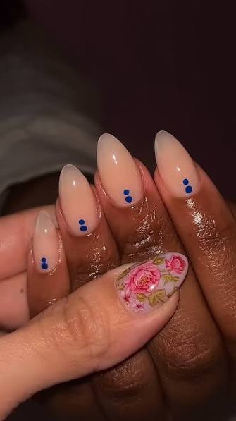 Blue Dot and Floral Accent Almonds Blue Dot and Floral Accent Almonds — almond nail inspo