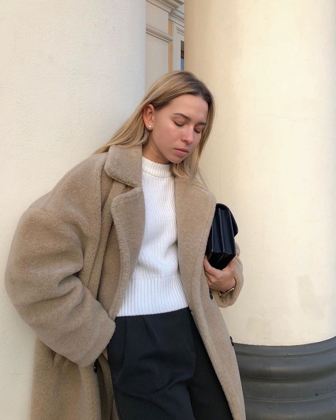 Minimalist Winter Outfits