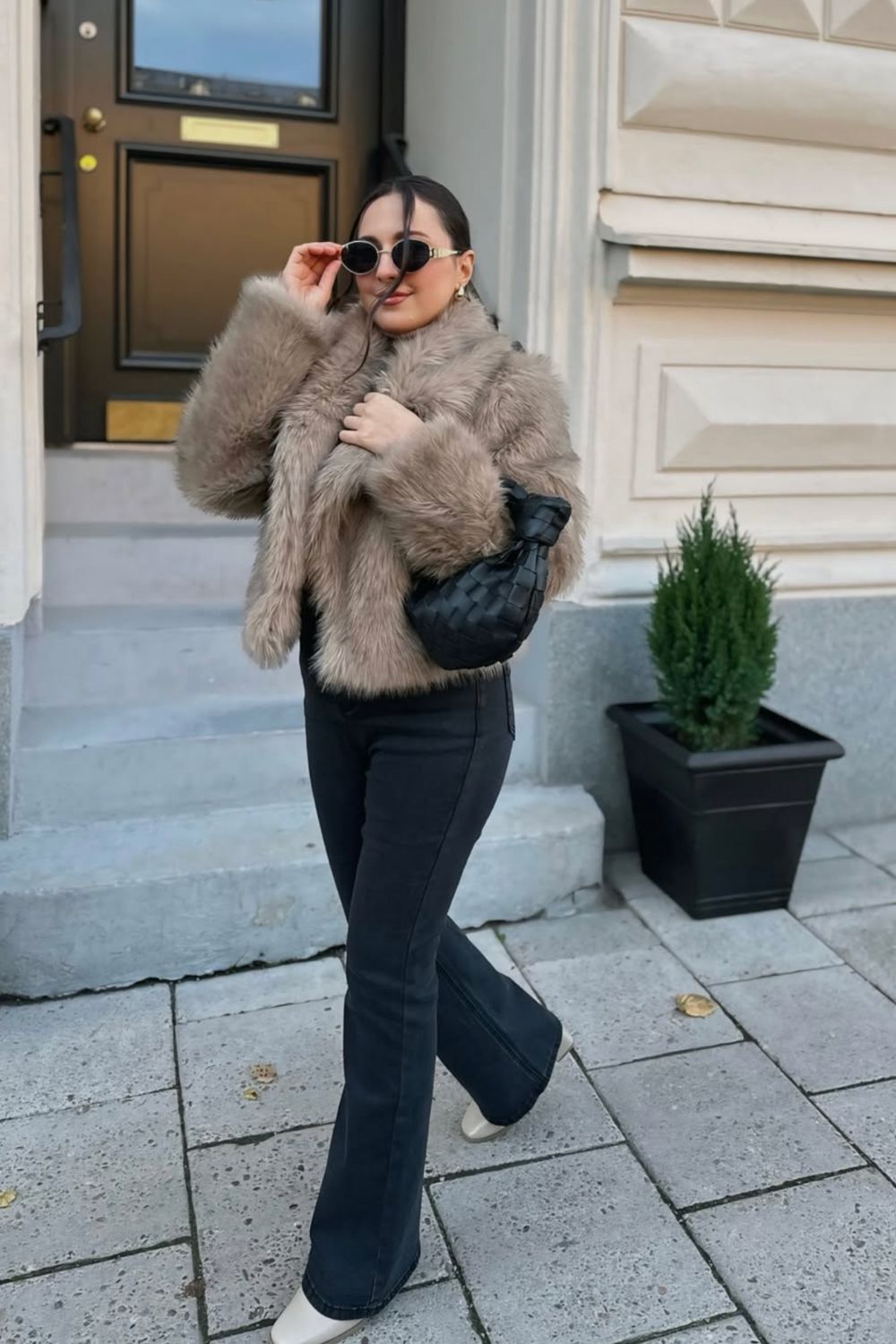 Black Faux Fur Coat with Leather Pants for Edgy Winter Style — Europe Winter Outfits