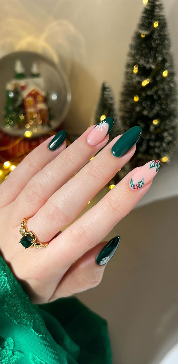 Green French Tips with Holly Berry Art Green French Tips with Holly Berry Art — Winter Green Nails