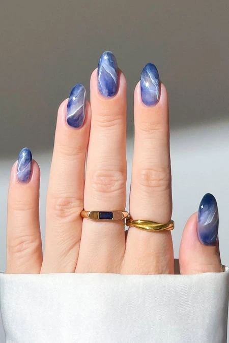 Deep Blue White Abstract Marble Nails — Winter Marble Nails