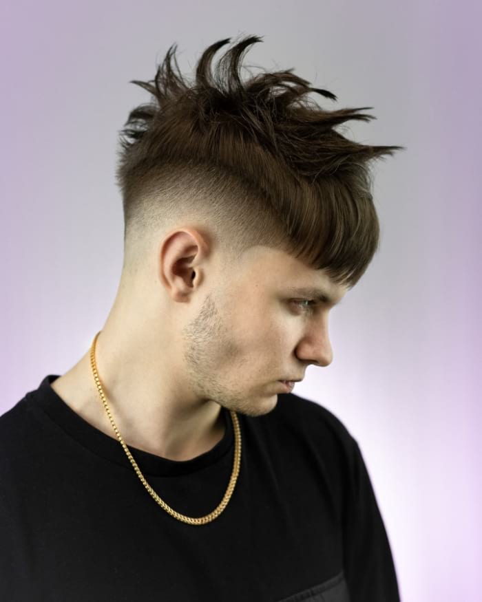 Undercut With Blunt Fringe Texture Undercut With Blunt Fringe Texture — Winter Haircuts for Men