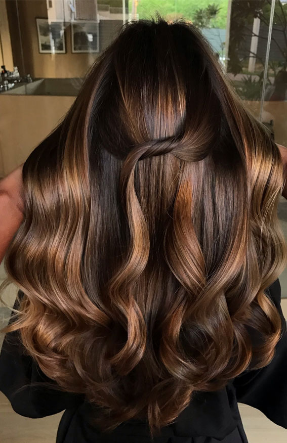 Mid-Back Dark Brown With Caramel Highlights And Twist — Winter Highlights