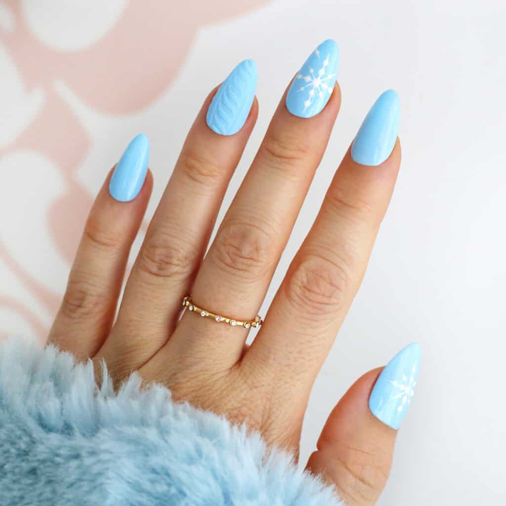 Light Blue Stiletto With Cable Knit Texture Light Blue Stiletto With Cable Knit Texture — Winter Stiletto Nails