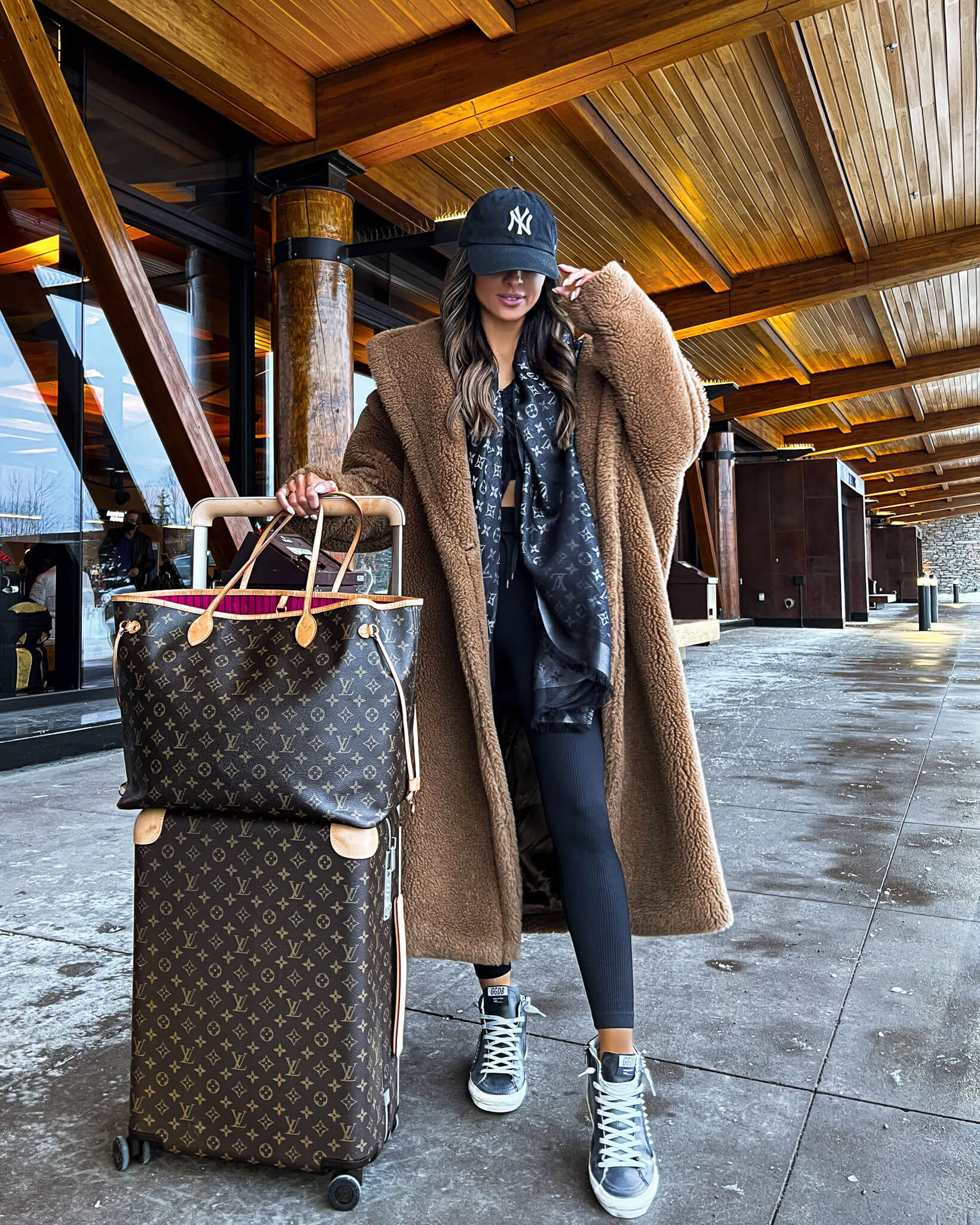 Oversized Teddy Coat with Leggings and High-Tops — Winter Airport Outfits