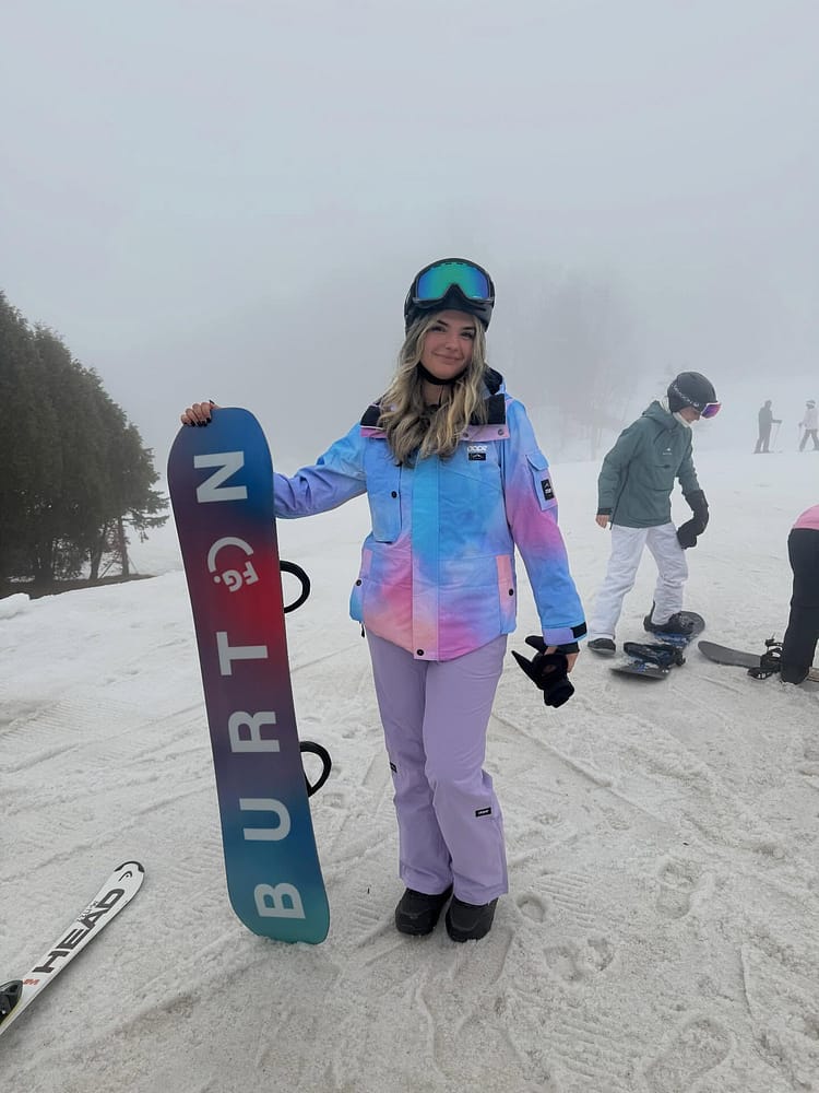 Tie-Dye Pastel Snowboard Jacket with Light Purple Pants Tie-Dye Pastel Snowboard Jacket with Light Purple Pants — Snowboarding Outfits