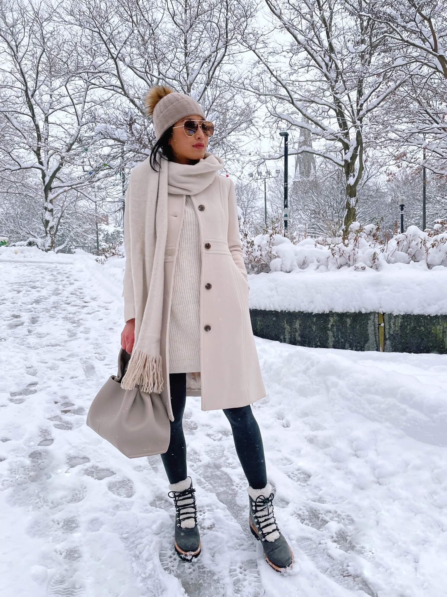 Monochromatic Neutrals with Sweater Dress and Grey Snow Boots Monochromatic Neutrals with Sweater Dress and Grey Snow Boots — Snow Boots Outfits