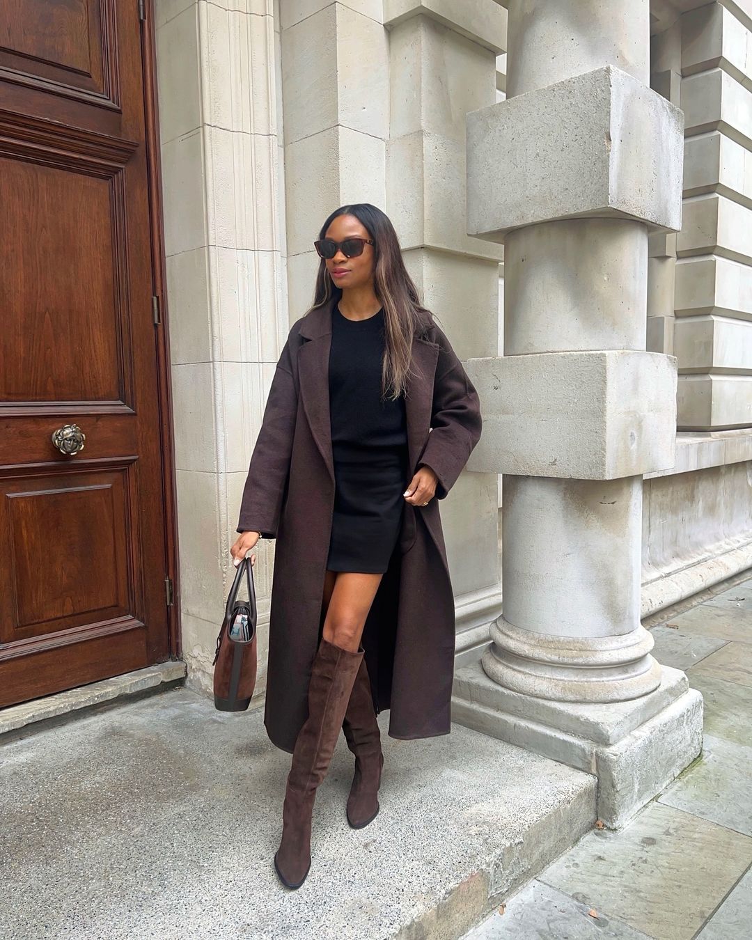Long Brown Coat with Black Mini Dress and Suede Boots Long Brown Coat with Black Mini Dress and Suede Boots — Brown Coat Outfits