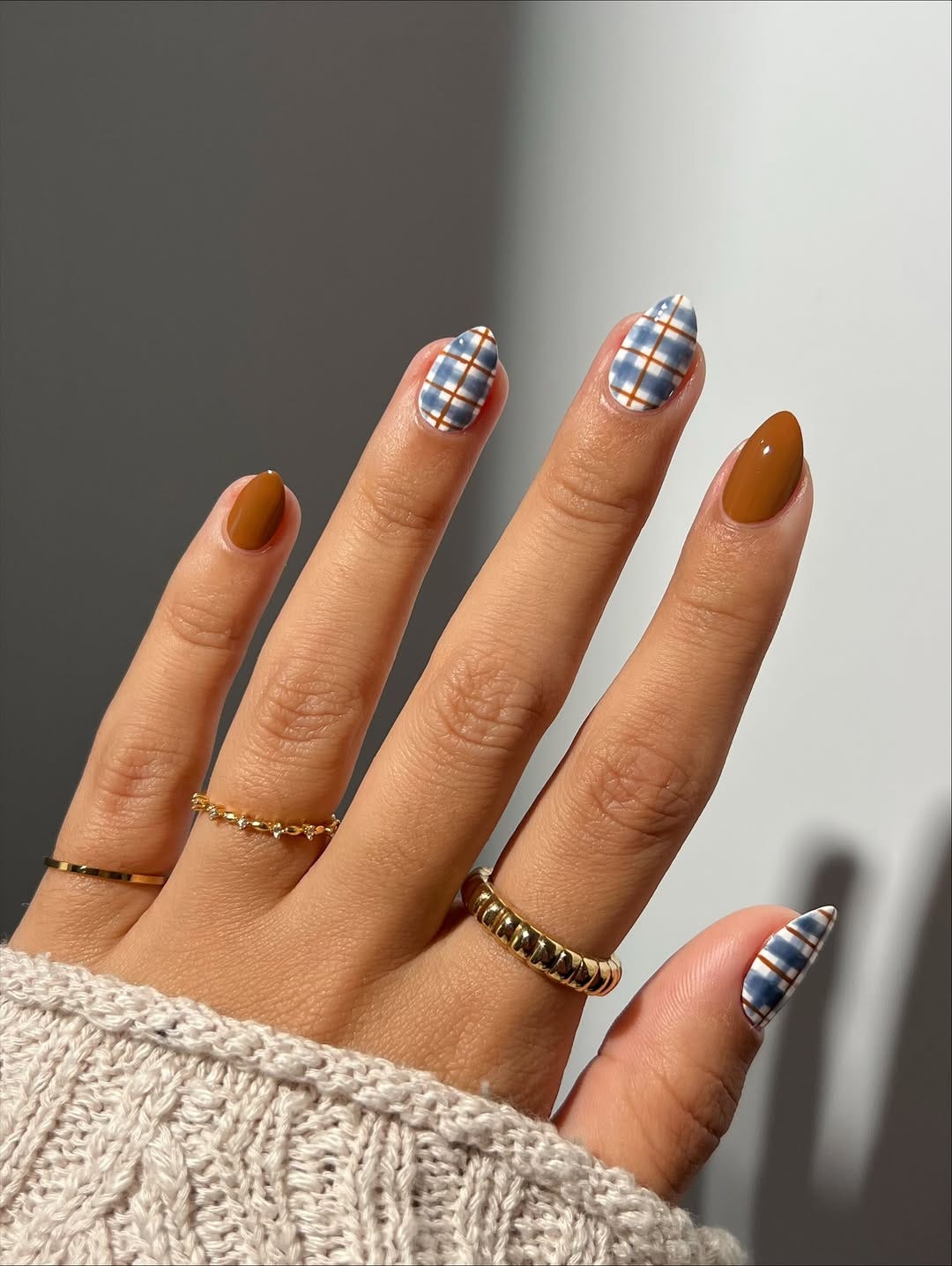 Warm Brown with Blue Plaid Accents Warm Brown with Blue Plaid Accents — Fall to Winter Nails