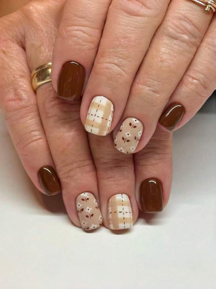 Autumn Visual Idea Autumn Visual Idea — Short Winter Square Nails