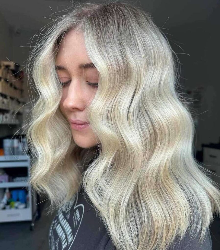 Icy Platinum Lob with Loose Waves Icy Platinum Lob with Loose Waves — Winter Hair Colors for Blondes