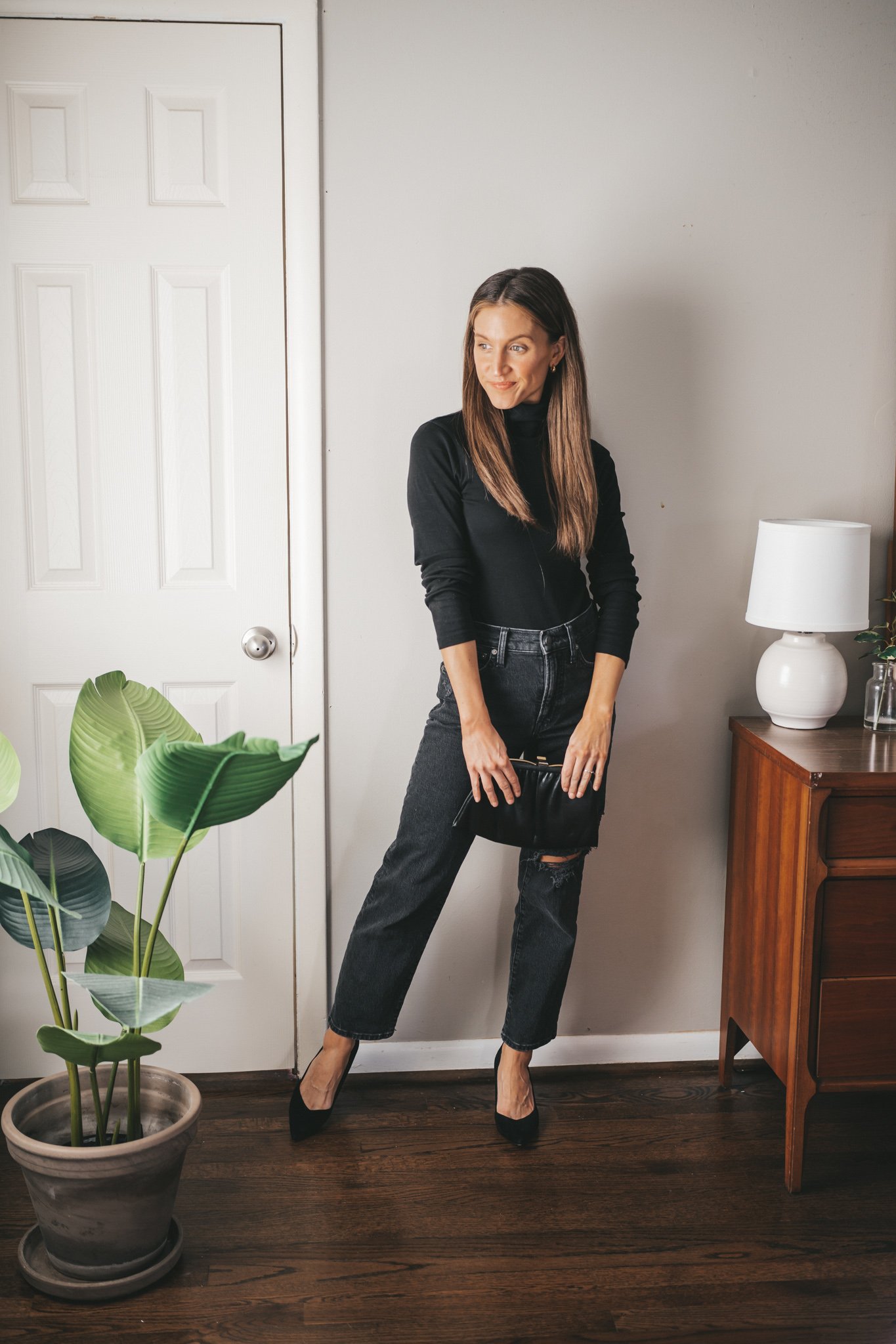 Black Turtleneck Top with Ripped Grey Jeans and Black Heels — Turtleneck Outfits