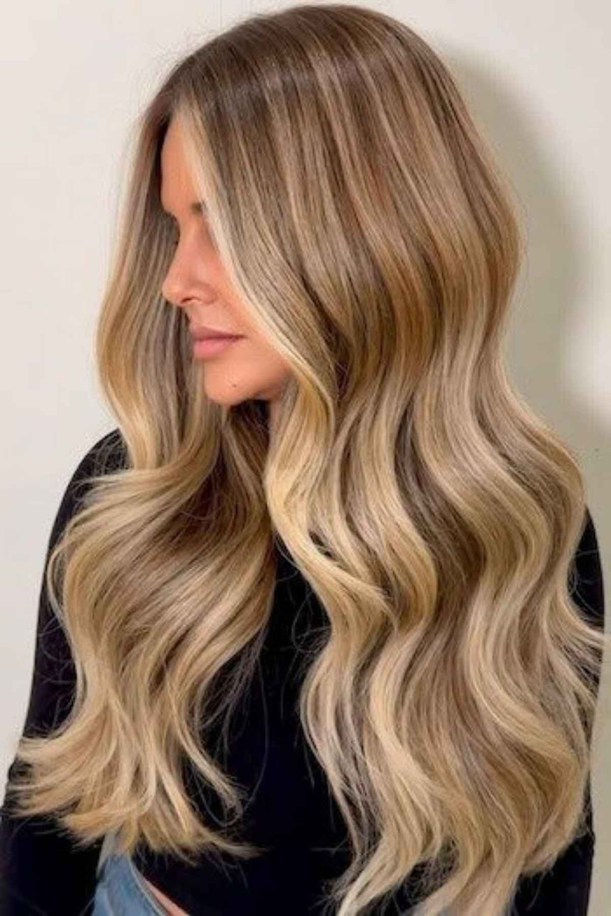 Mid-Back Warm Golden Blonde with Lighter Highlights Mid-Back Warm Golden Blonde with Lighter Highlights — Winter Hair Colors for Blondes