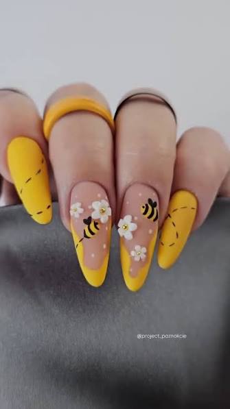Matte & Glossy Yellow with 3D Bees Matte & Glossy Yellow with 3D Bees — yellow nail designs