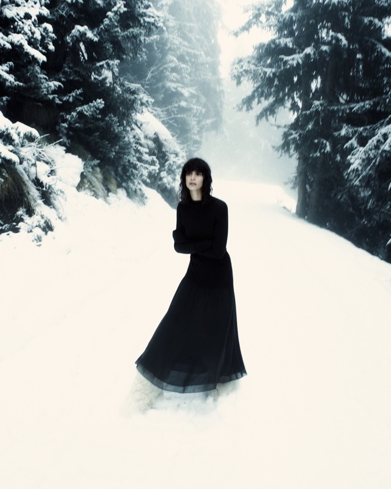 Elegant Black Skirt and Long-Sleeve Top for a Dramatic Snow Day — Snow Day Outfits