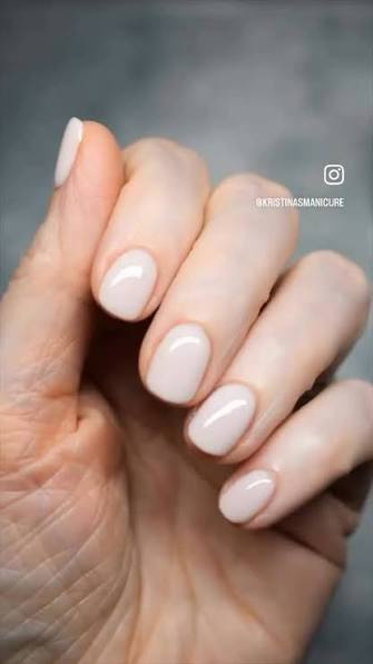 Glossy Off-White Short Square Nails Glossy Off-White Short Square Nails — neutral nail colors