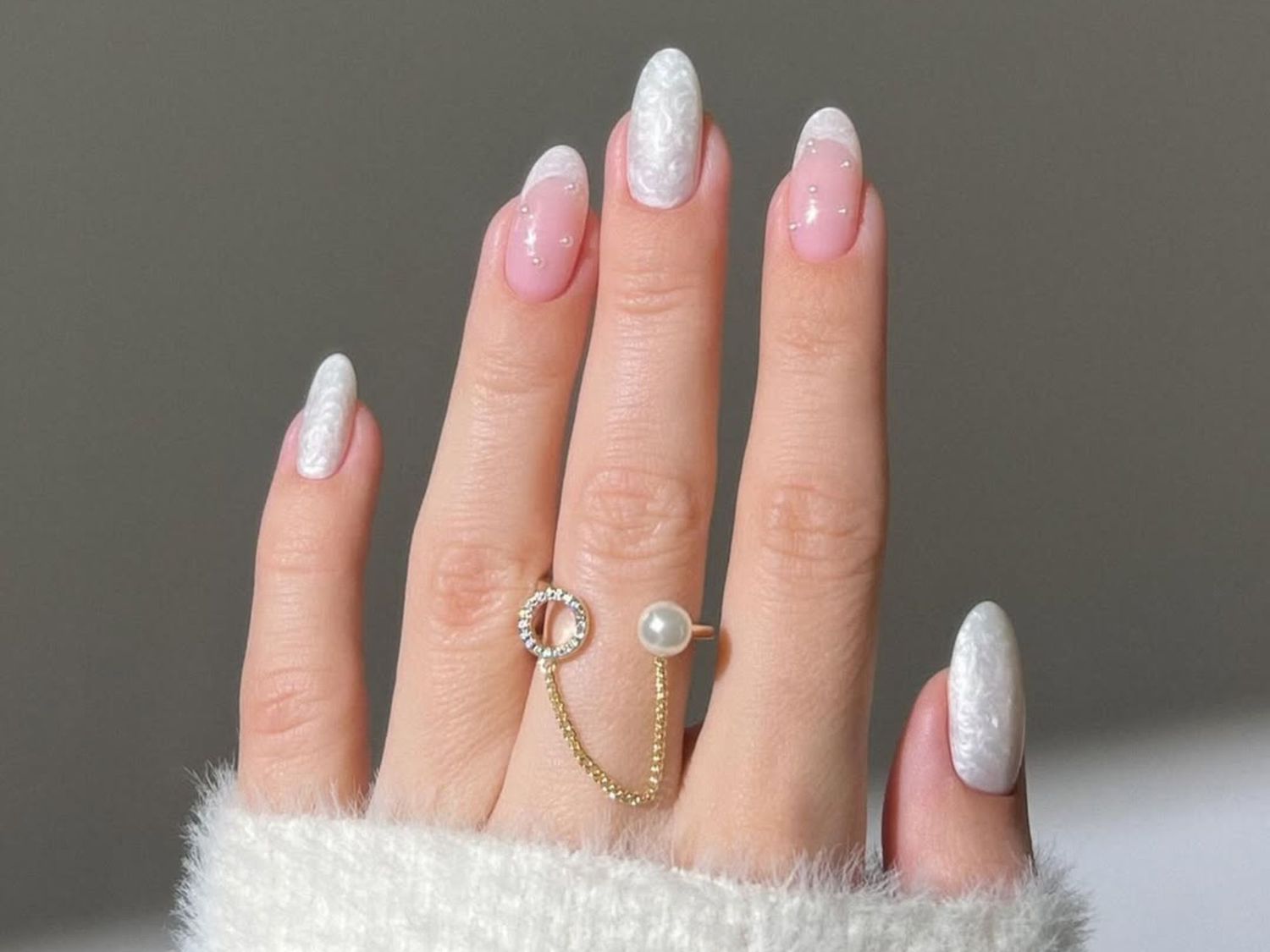 Sheer Pink French Lace Pearl Oval Nails Sheer Pink French Lace Pearl Oval Nails — Winter Oval Nails