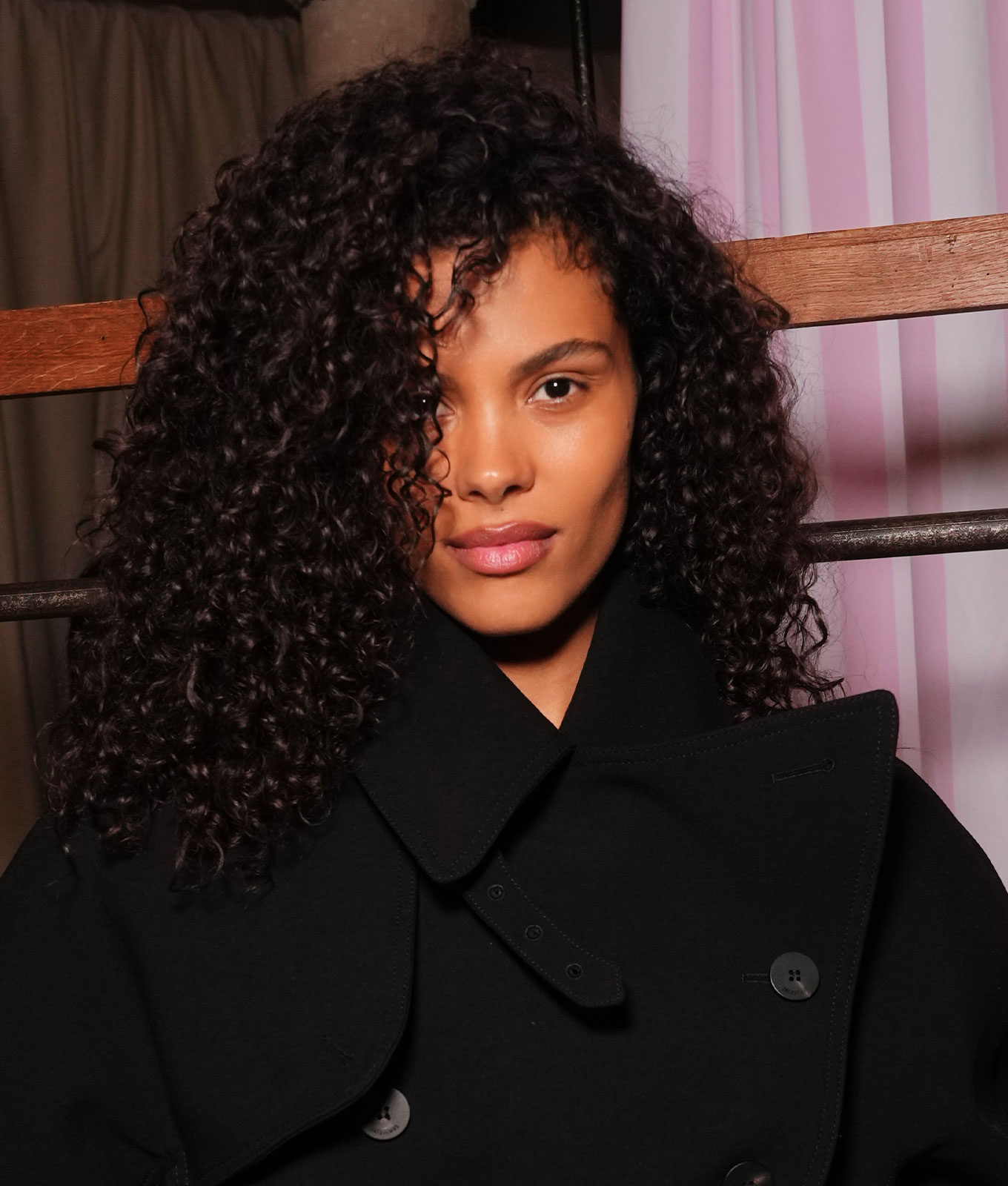 Shoulder Length Dark Chocolate With Caramel Highlights — Winter Hair Colors for Curly Hair