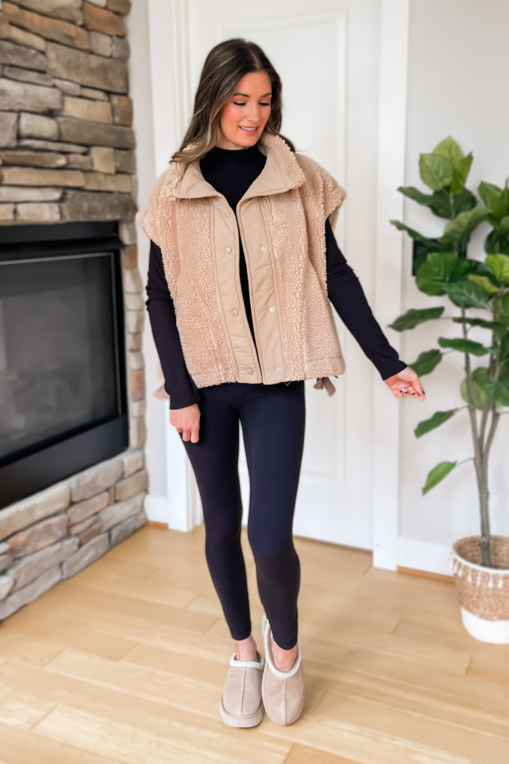 Tan Slip-On Mules Outfit Idea Tan Slip-On Mules Outfit Idea — Fleece Jacket Outfits