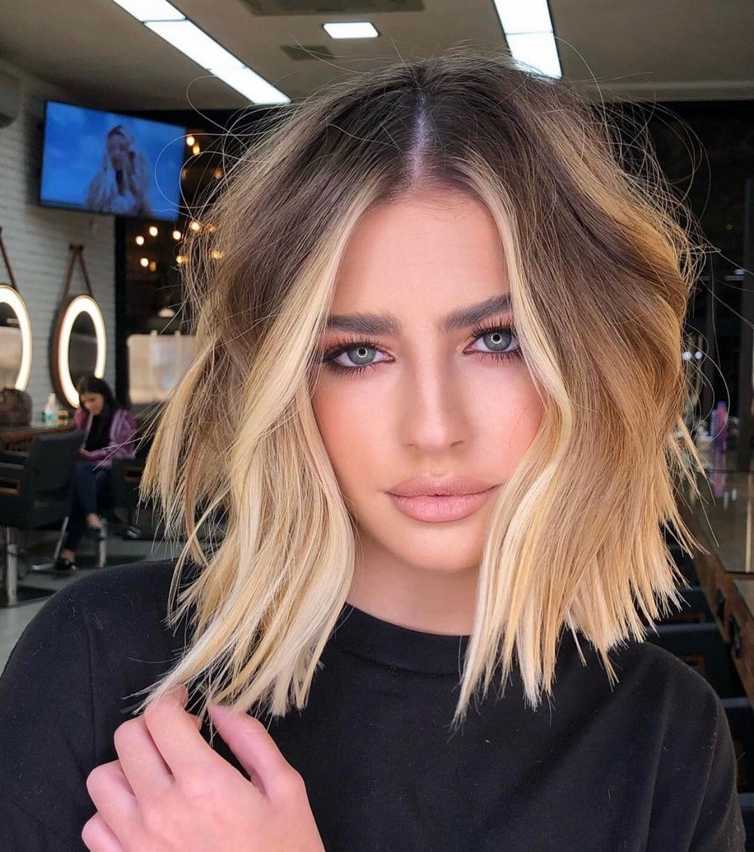 Blonde Angled Bob With Highlights Blonde Angled Bob With Highlights — Winter Haircuts for Thin Hair