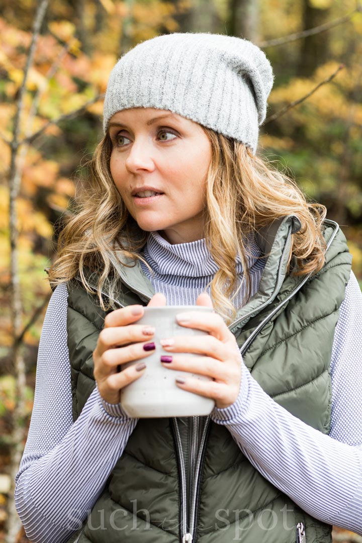 Grey Puffer Vest and Turtleneck for Core Warmth Grey Puffer Vest and Turtleneck for Core Warmth — Winter Hiking Outfits