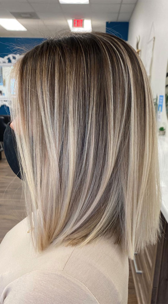 Sleek Light Ash Blonde Bob — Winter Hair Colors for Short Hair