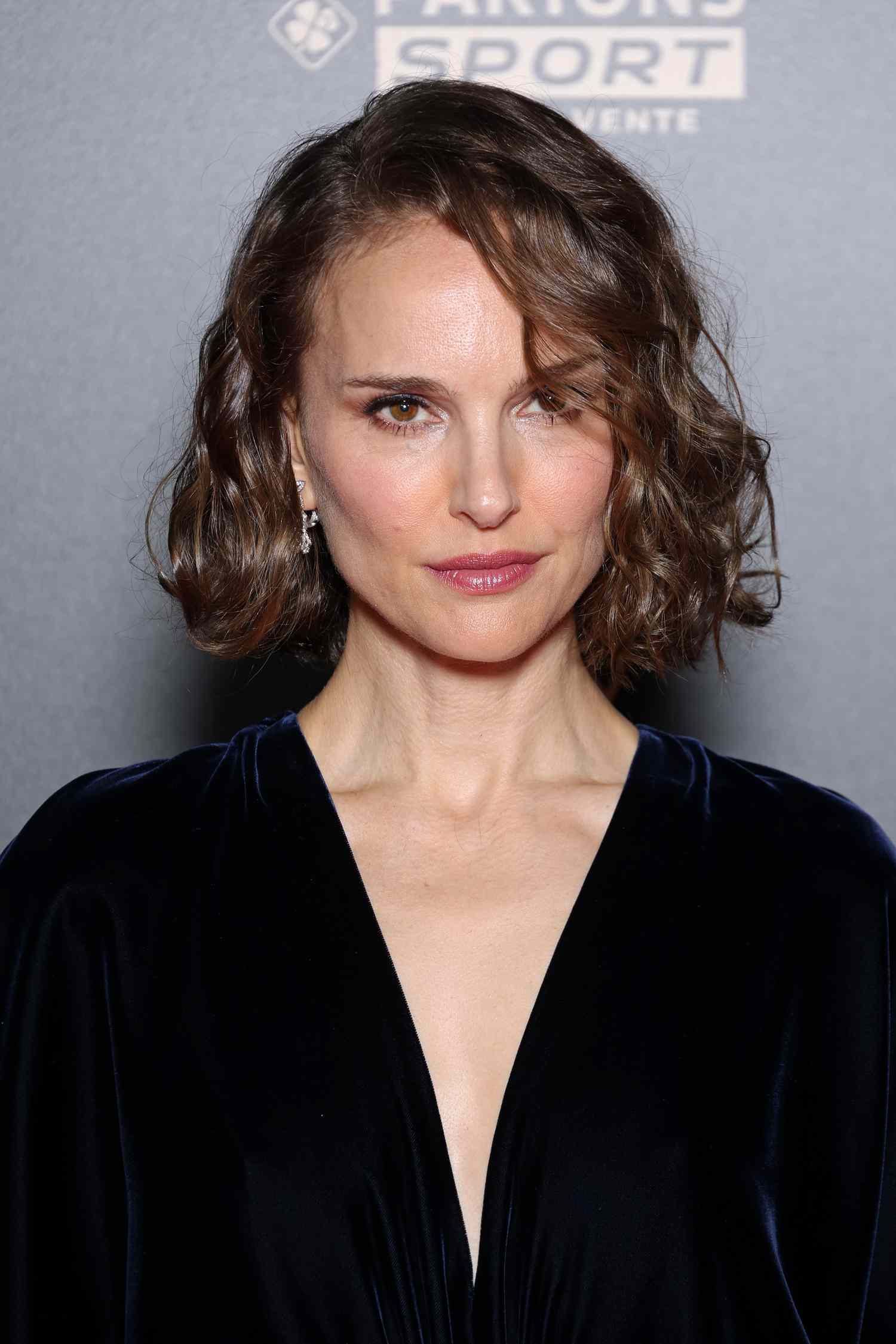 The 11 Best Haircuts for Square Faces, Per Expert Stylists