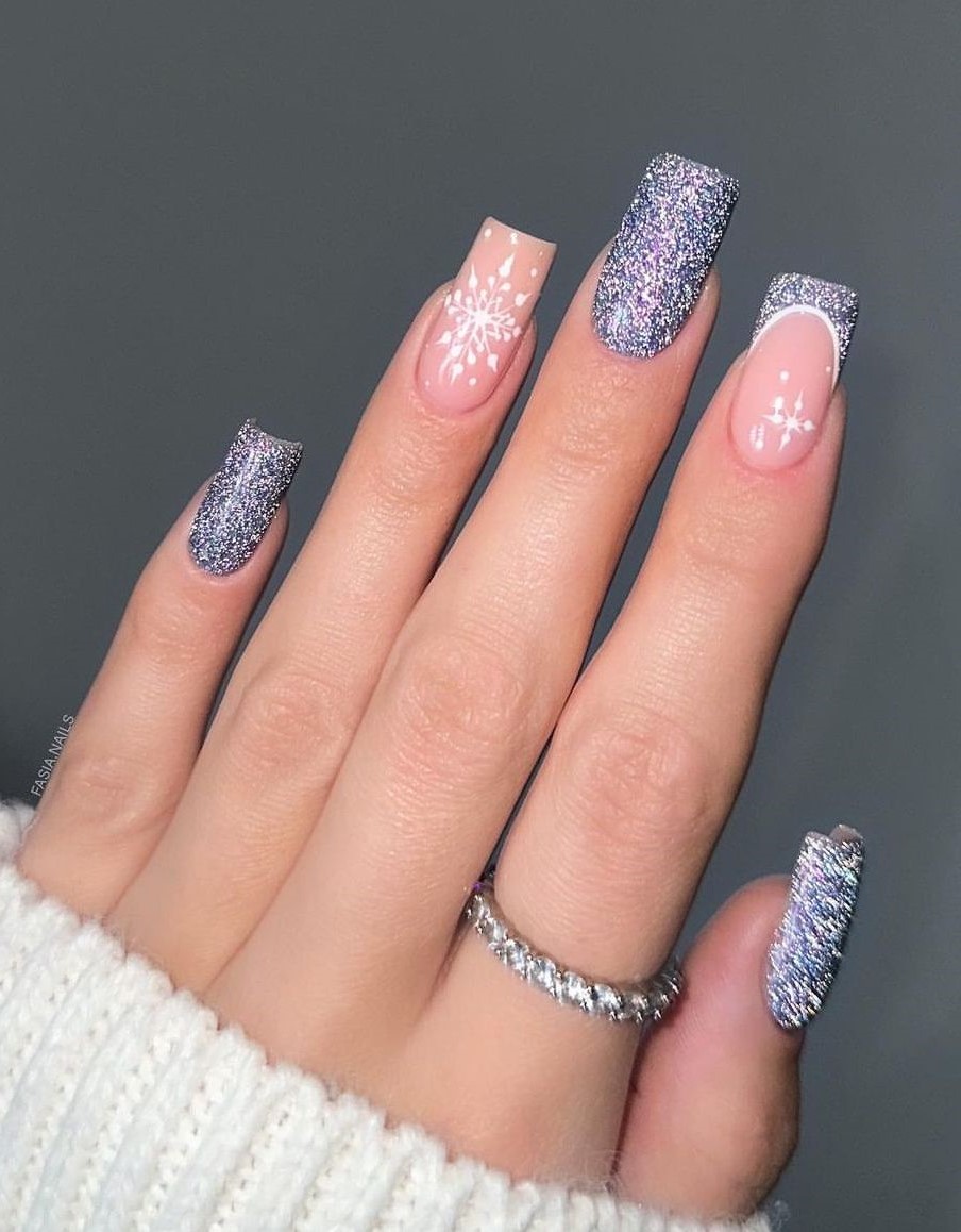 Glossy With Glitter Sheer Nude Snowflake Glitter French Medium Square Nails Glossy With Glitter Sheer Nude Snowflake Glitter French Medium Square Nails — Winter Square Nails