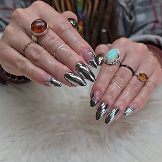 Long Coffin Full Coverage Chrome Long Coffin Full Coverage Chrome — Silver Chrome Nails
