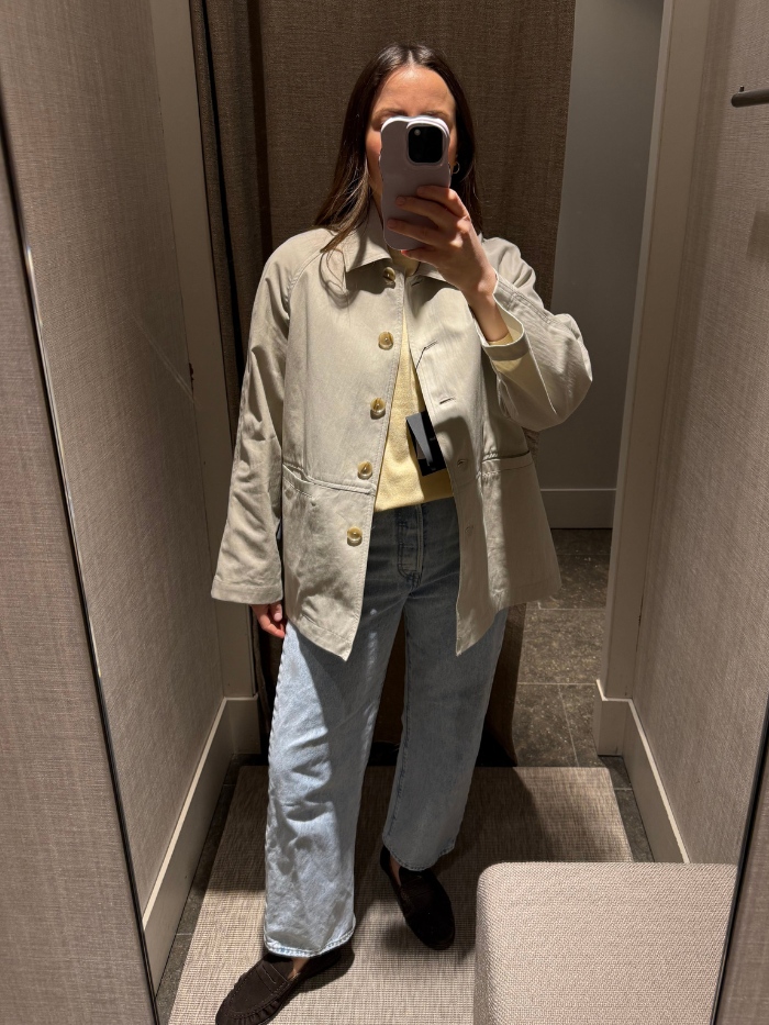 Casual Comfort: Beige Car Coat with Yellow Sweater and Light Jeans Casual Comfort: Beige Car Coat with Yellow Sweater and Light Jeans — Car Coat Outfits