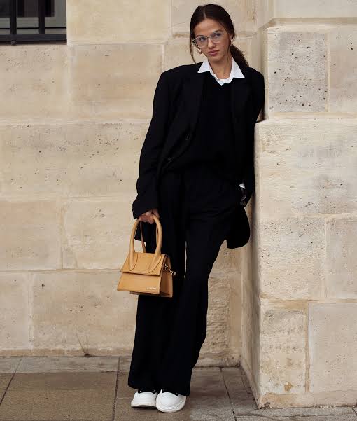 Smart Casual Black Blazer with White Accents — Deep Winter Outfits