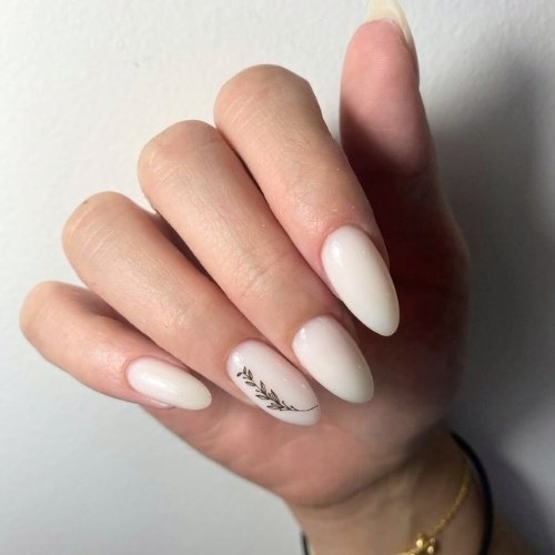 Milky White Oval with Black Leaf Art Milky White Oval with Black Leaf Art — Milky White Nails