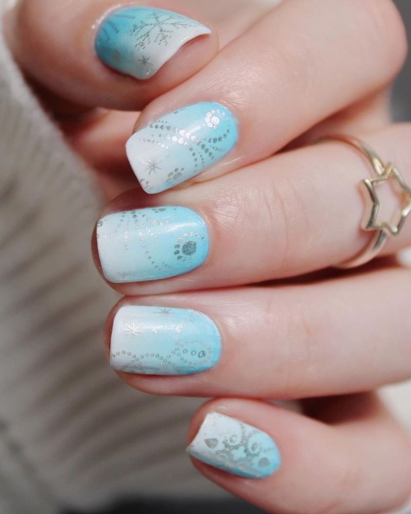 Short Square White to Blue Gradient — Icy Blue Nails