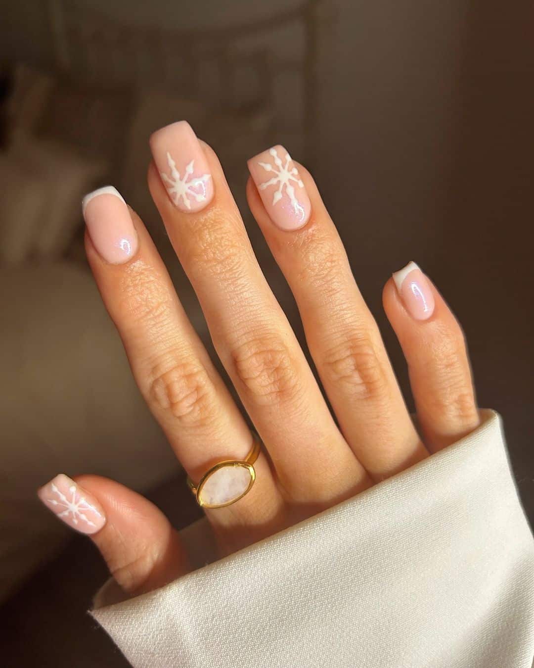 Short Square French With Delicate Snowflakes Short Square French With Delicate Snowflakes — Minimalist Winter Nails