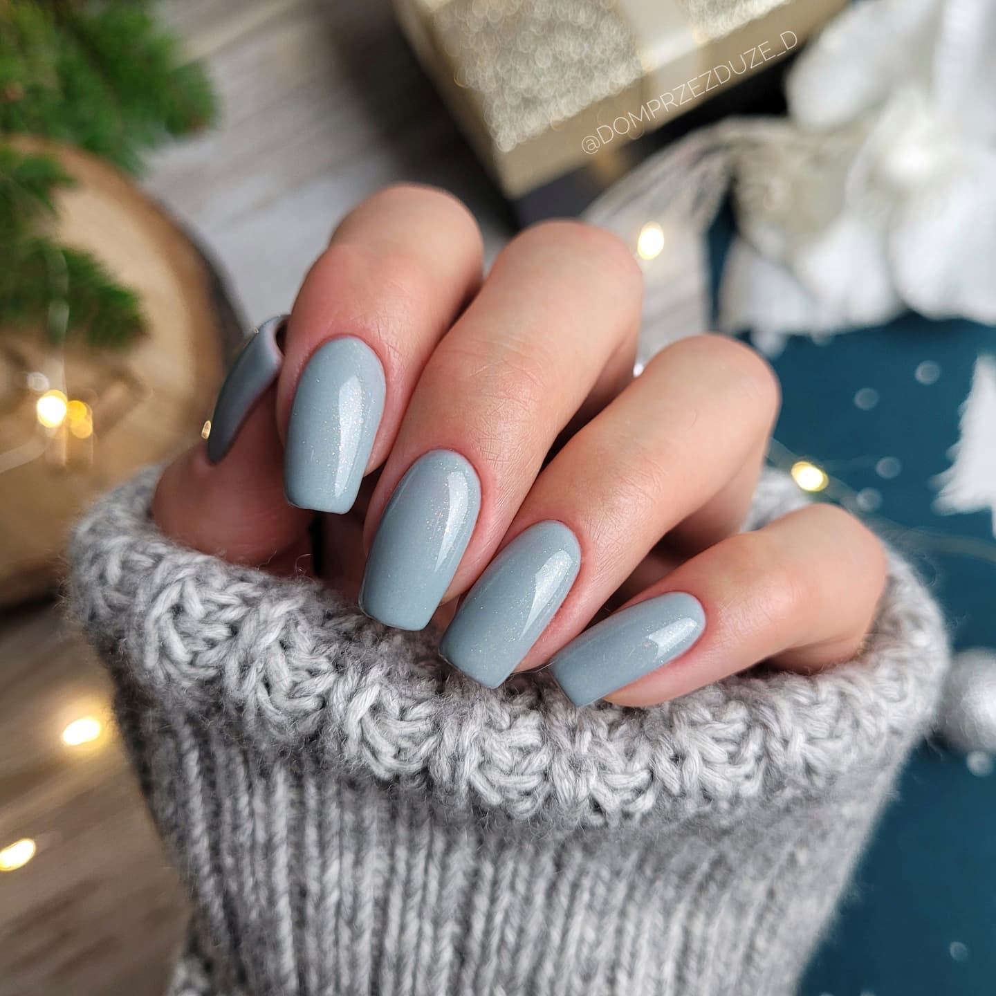 Icy Shimmer Light Blue Squovals Icy Shimmer Light Blue Squovals — Winter Squoval Nails