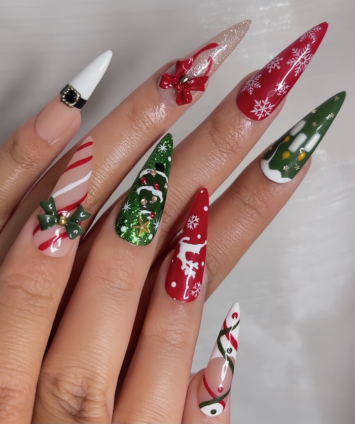 Extra-Long Stiletto Christmas Theme Mix Extra-Long Stiletto Christmas Theme Mix — Winter Stiletto Nails